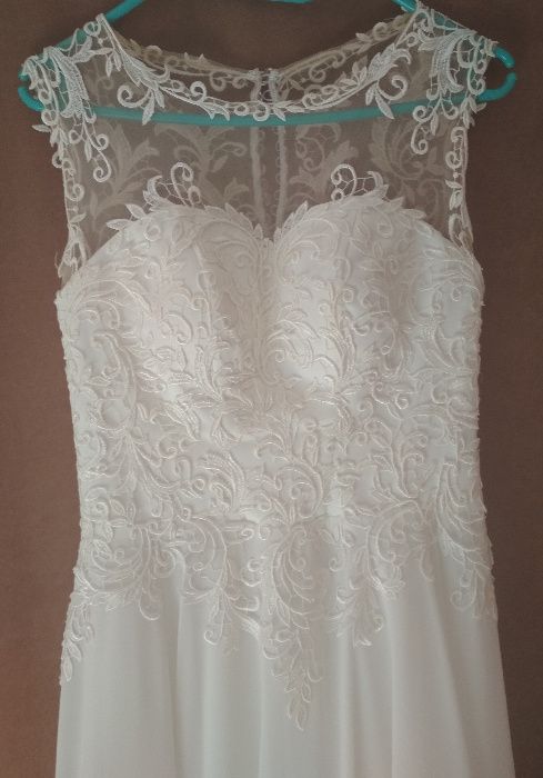 Suknia ślubna śmietanka koronka muślin