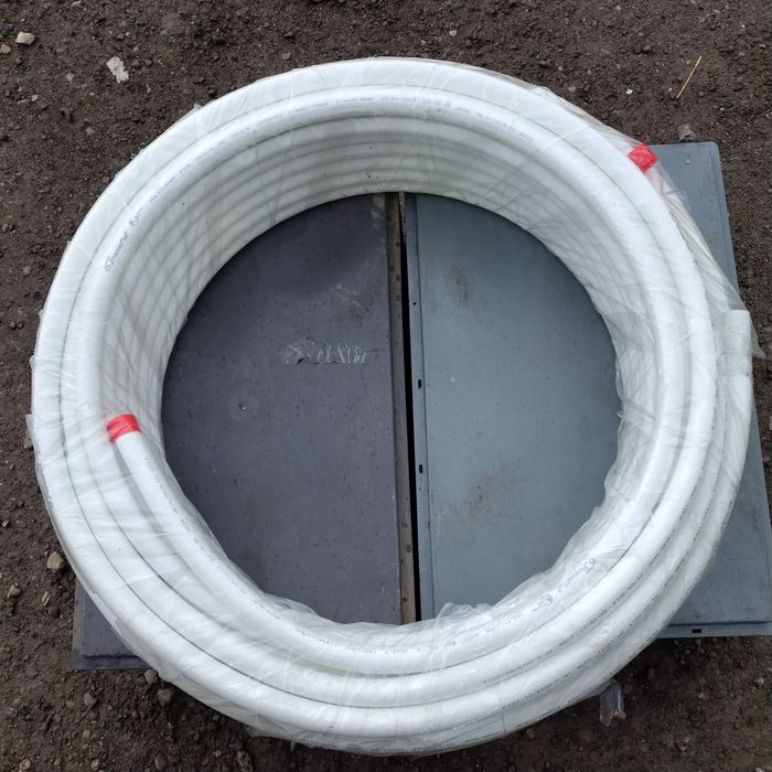 Rurka , rura pex 25 mm krążki po  50 m oryginalnie zapakowane