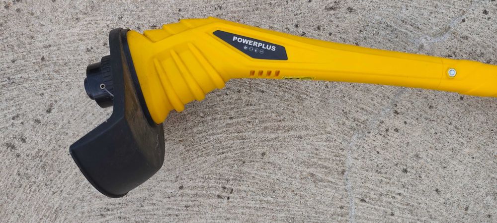 maquina de cortar ervas eletrica estão novas