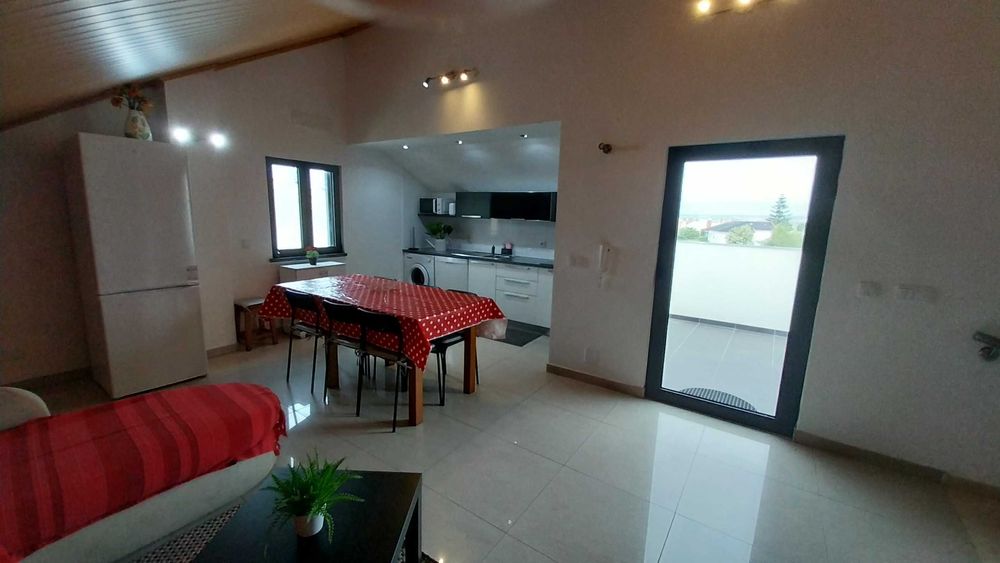 Agradável apartamento T3 no  Verão junto à Praia