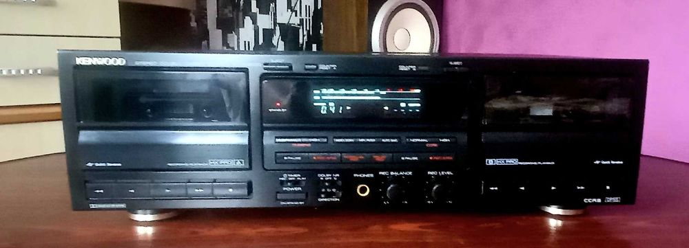 Касетна дека Kenwood KX-W 8030