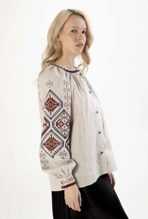 Вишиванка жіноча