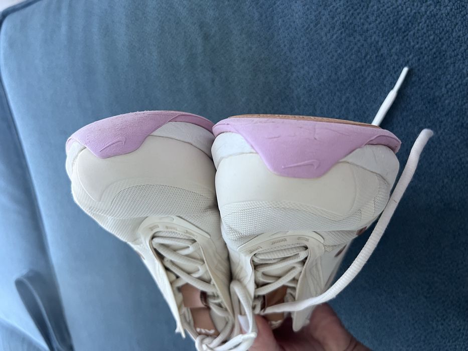 Nike air up розмір 40(25,5-26см)