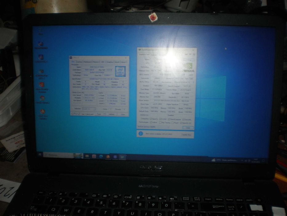 Laptop ASUS F705U i3 4Gb DDR4