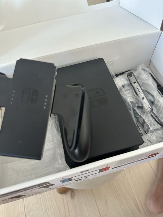 Dock + Grip Nintendo Switch