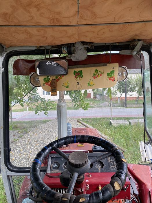 Екскаватор ЮМЗ на базі борекс