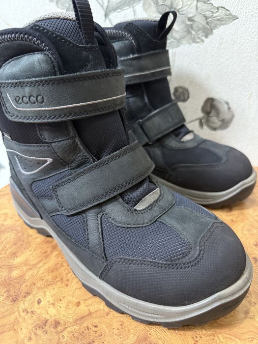 Продам ботинки Ecco 40 р