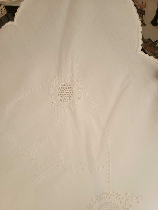 Lençol com Bordado a Crivo - Bordadeira Candidinha
