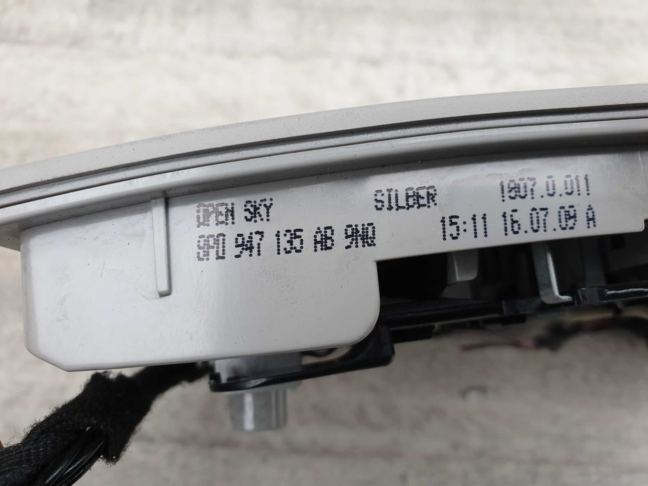 Audi A3 8P Lift Lampka podsufitki