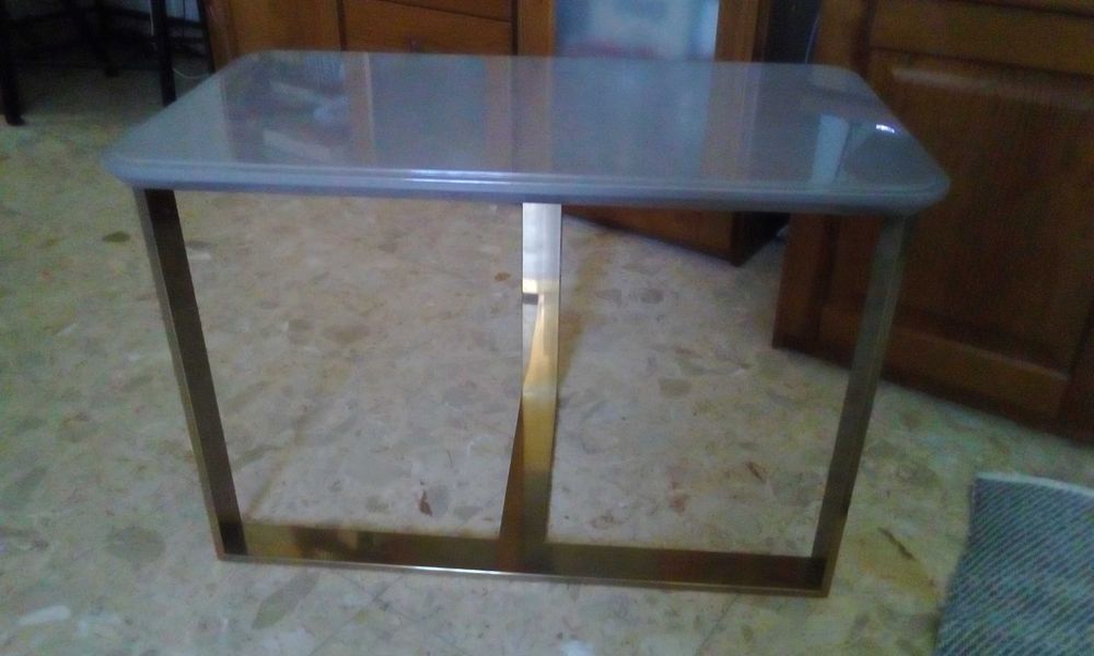 MESAS de Apoio Latão Douradas