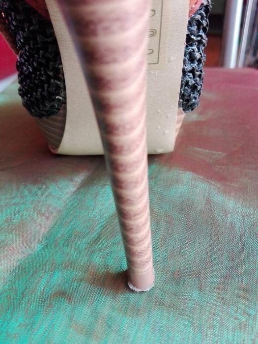 szpilki na platformie