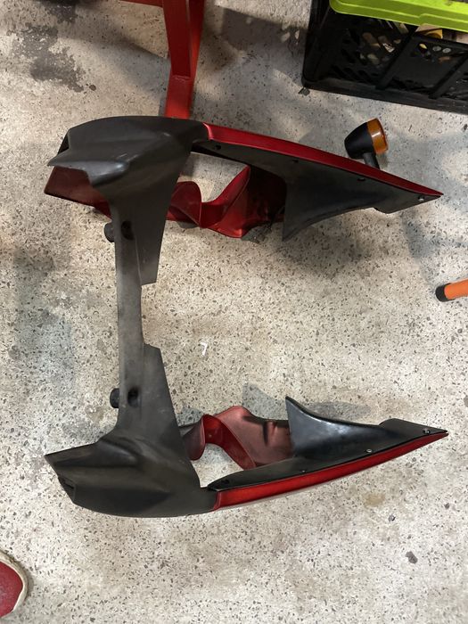 aprilia sl 1000 falco oslony boczne owiewki komplet