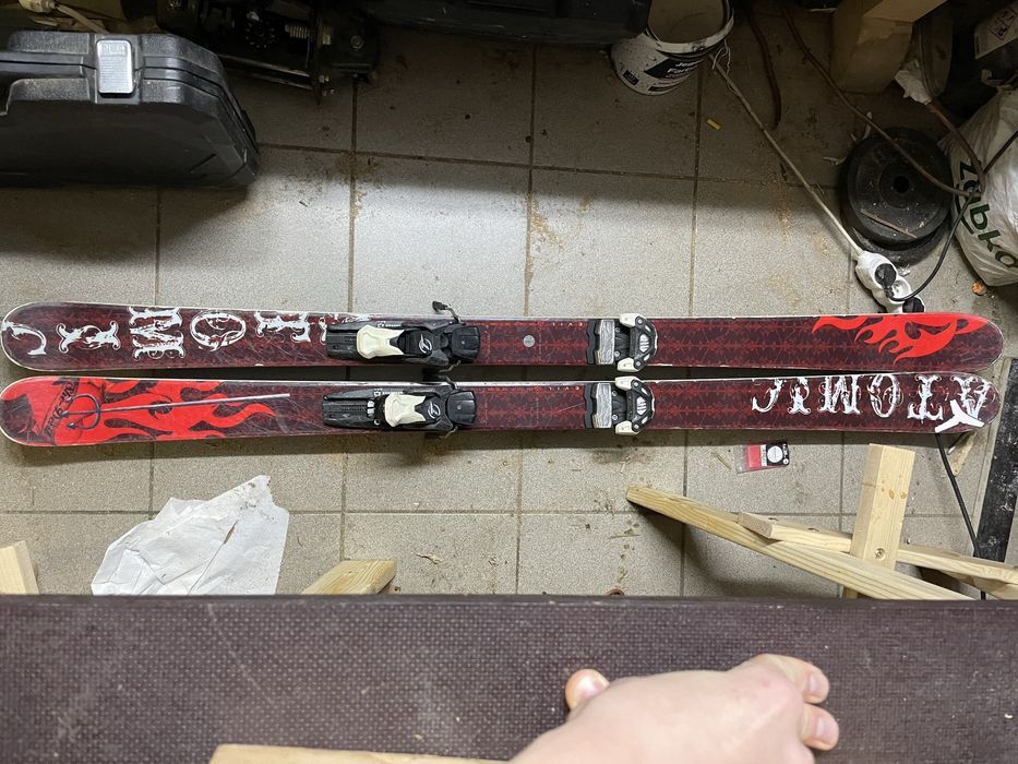 Narty Atomic freestyleowe + wiazania tyrolia attack 13  twintip