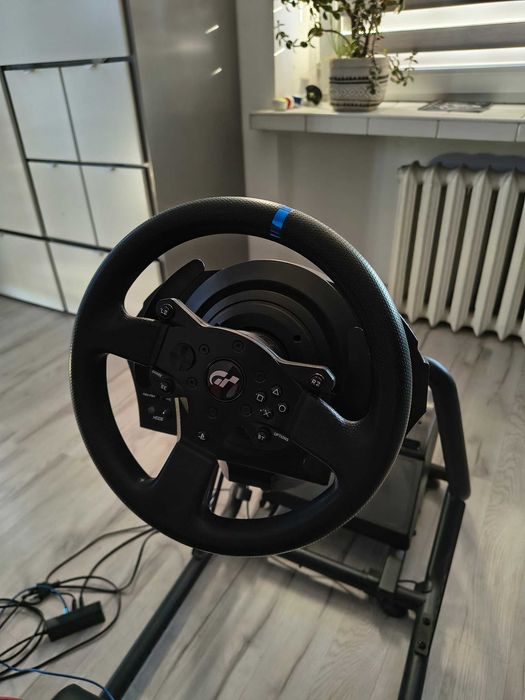 Zestaw gamingowy fotel z kierownicą