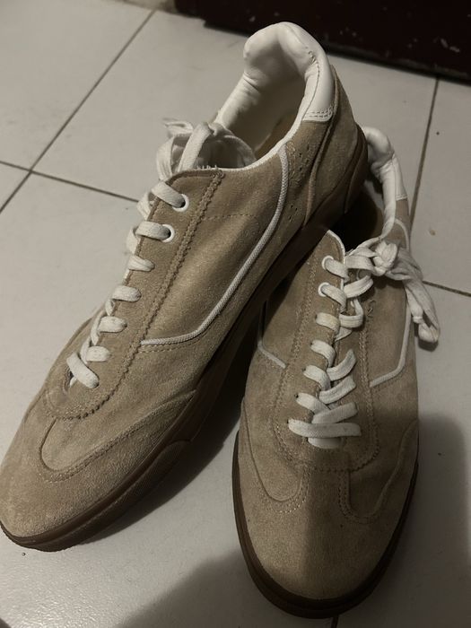 Tenis H&M novos creme e branco numero 45.
