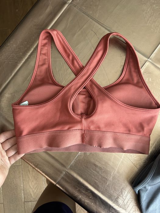 Топ Under Armour