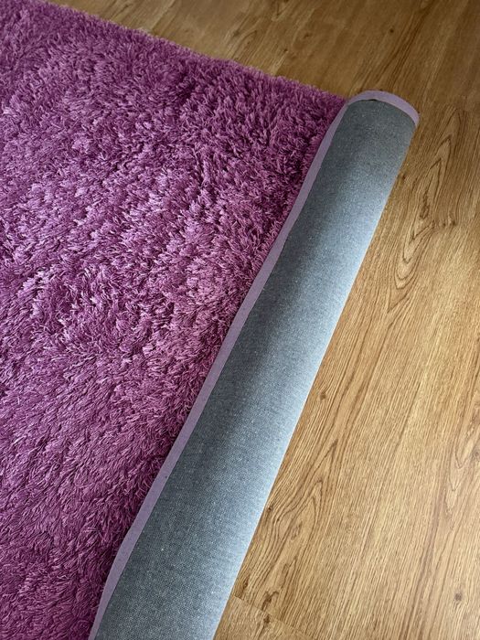 Tapete de pelo Conforama [135x195 - Roxo]