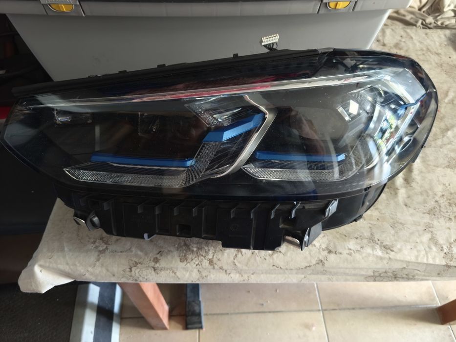 Farol esquerdo Laser led BMW X3 G01 + X4 G02 lci