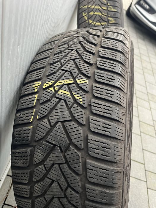 Uniroyal WinterExpert 225/60/17