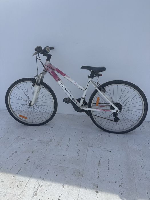 Bicileta cor de rosa