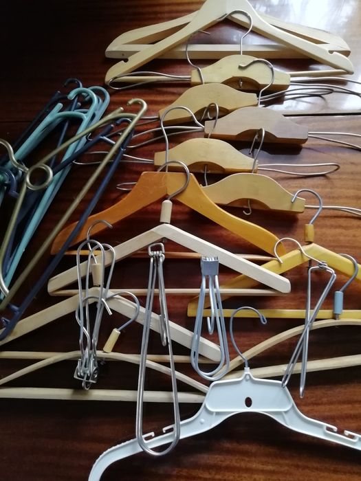 Тремпель, плечики, вешалка