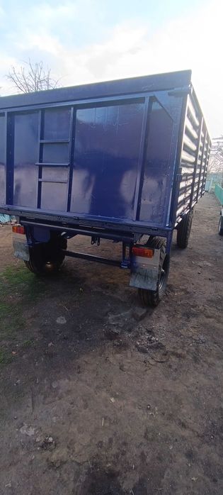 Прицеп 2птс4 в доброму стані
