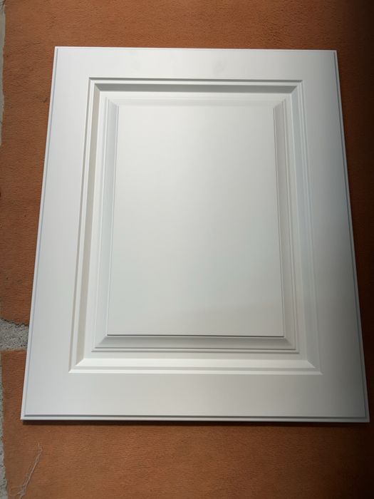 Producent frontów MDF lakierowanych | Frezowane | Połysk / Mat