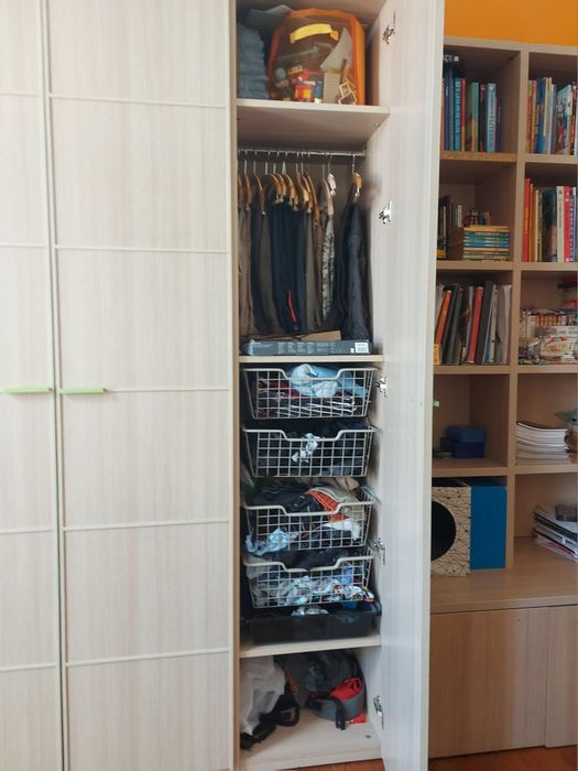 Roupeiro, cama e estante quarto juvenil