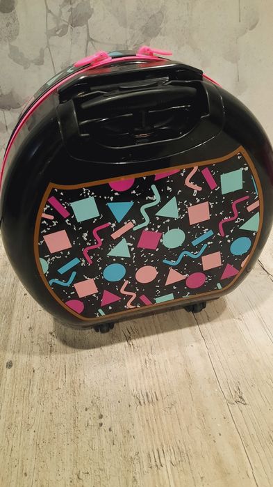 Walizka garderoba LOL