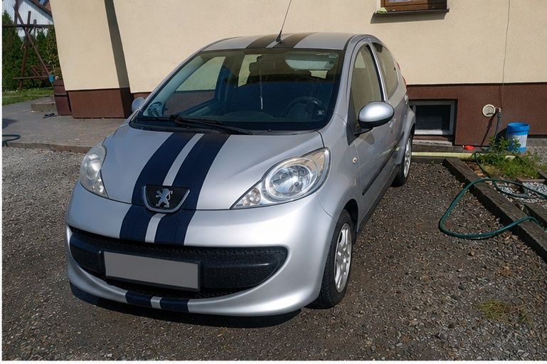 Peugeot 107  1.0