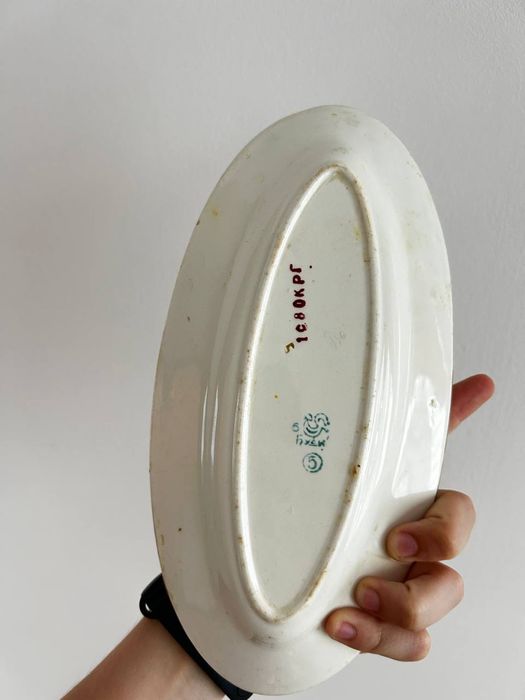 Тарілки давні камяний брід , буди