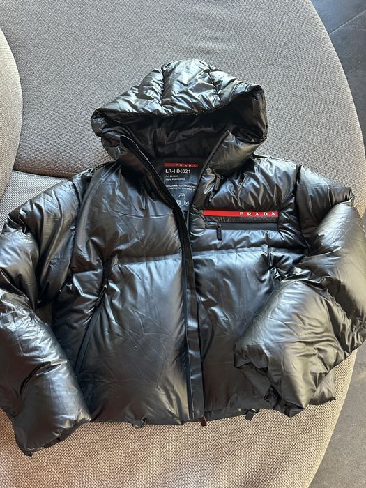 Kypтка  Prada, 36 poзмір бу (xs-s）