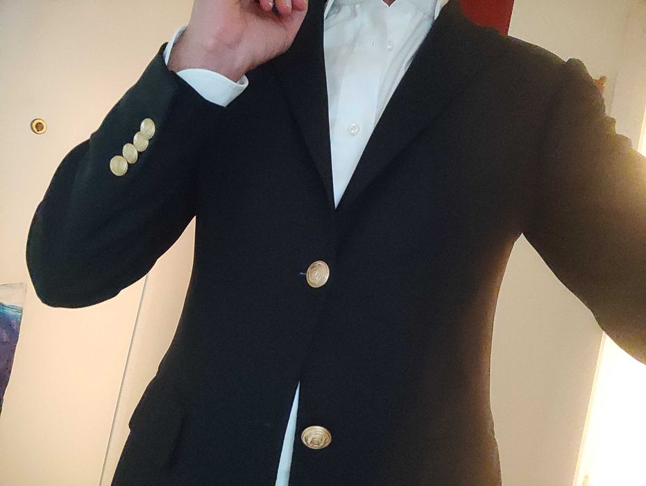 Blazer azul escuro botões dourados Novo- Oficina Mustra