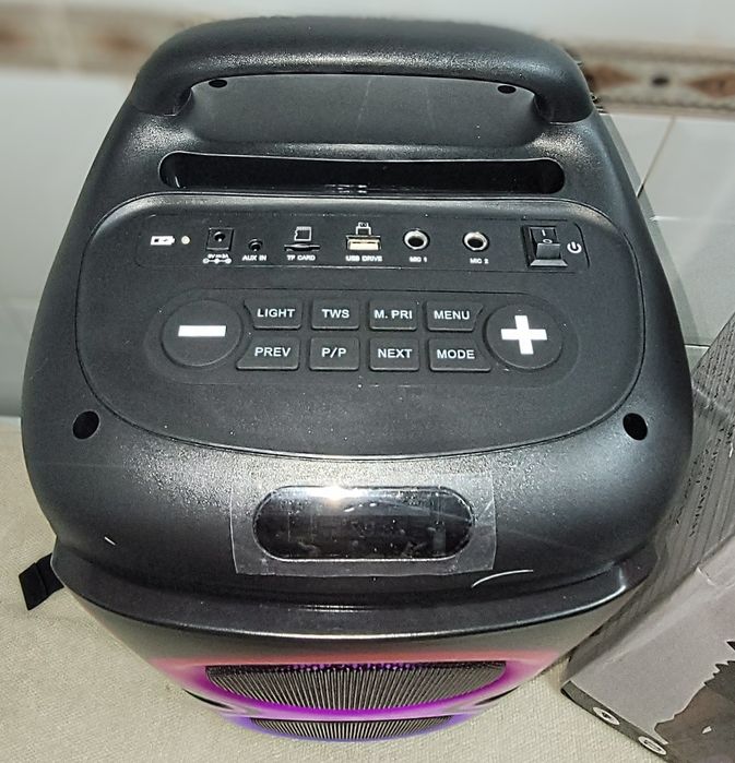 Большая блютуз колонка 60 ватт с микрофоном и хорошим басом