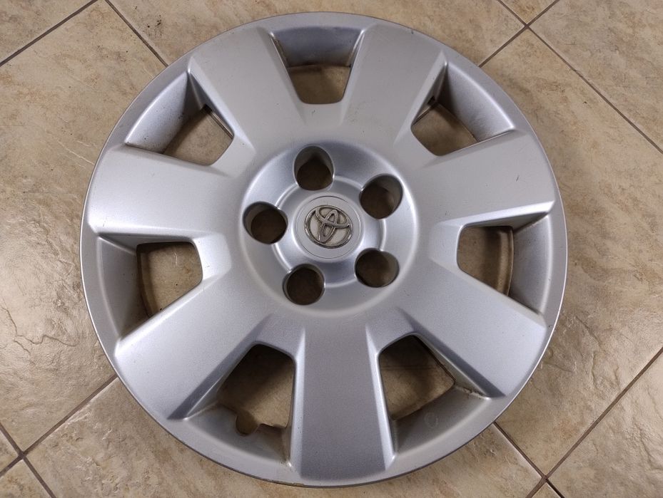 Kołpak oryginalny Toyota Avensis t25 16 cali wysyłka OLX Verso corolla