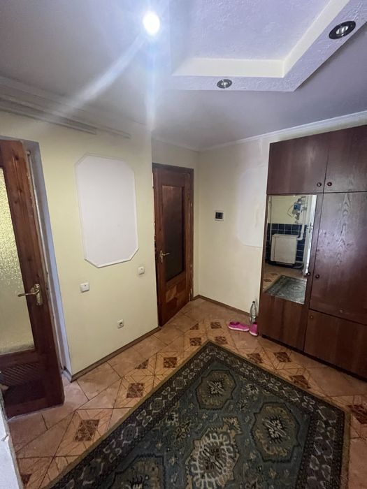 Продаж будинку в центрі міста