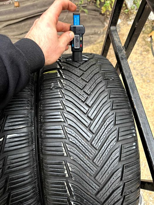 Шины БУ 205 45 R 17 Michelin Alpin 6 Резина зима ПАРА