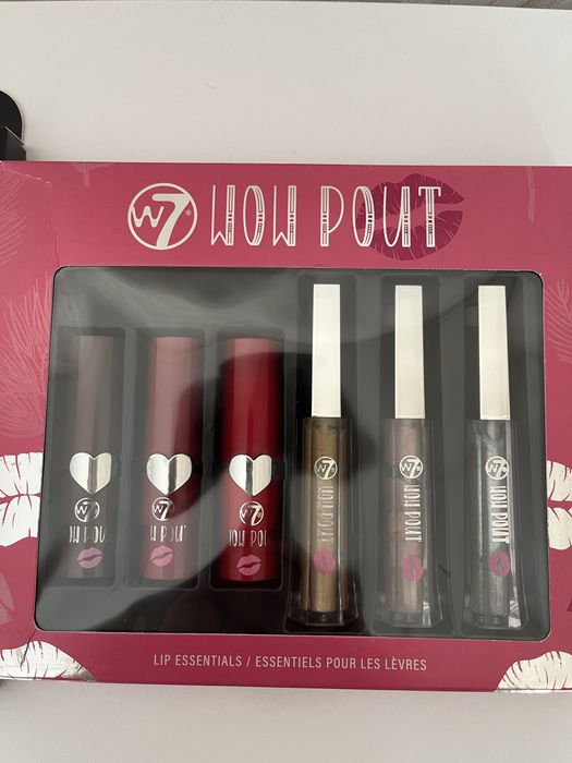 Продам набір косметики