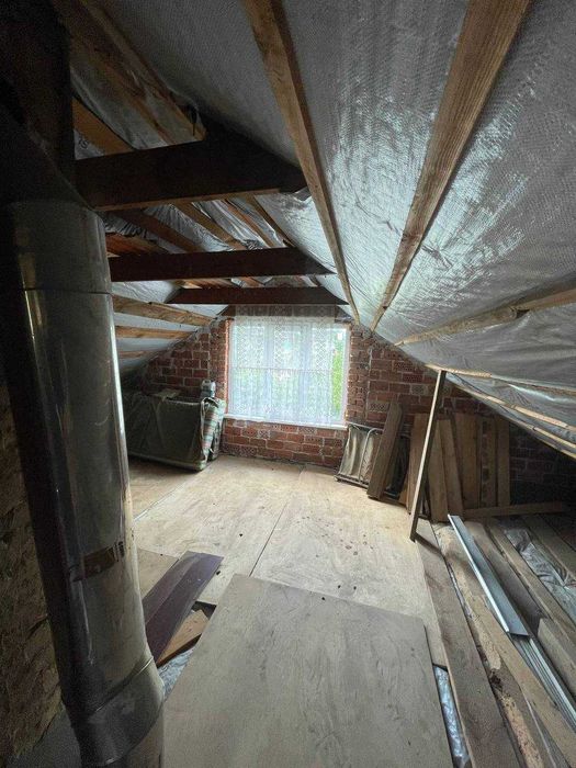 Продам цегляний будинок в Лезнево з приватизованою ділянкою. 34333