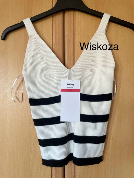 Nowy top na naramkach swetrowy w paski, biało-czarny, Sinsay, S