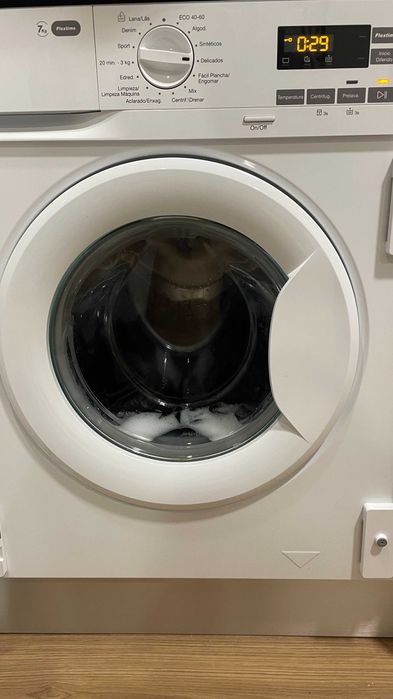 Máquina de Lavar Roupa Encastre ZANUSSI ZWI712UDWA 7 kg - 1200 rpm