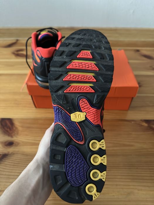Оригінальні Nike Air Max Plus Drift, Nike tn