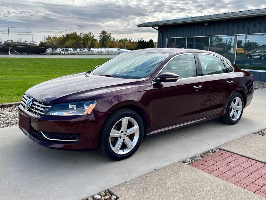 Volkswagen Passat      2013