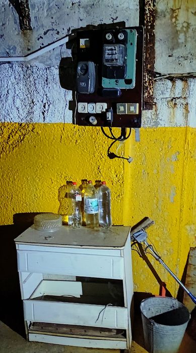 Продам гараж возле педучилища кооп. Січ