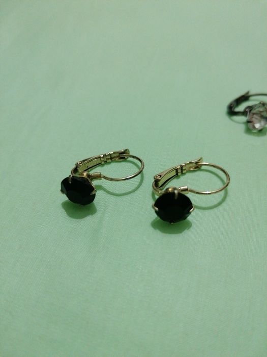 Brincos de vários tipos