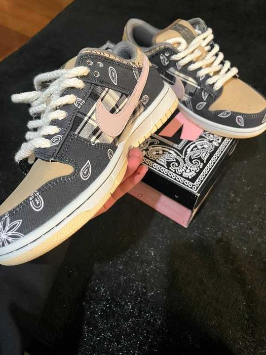 NikeSBDunkLow r.40.5