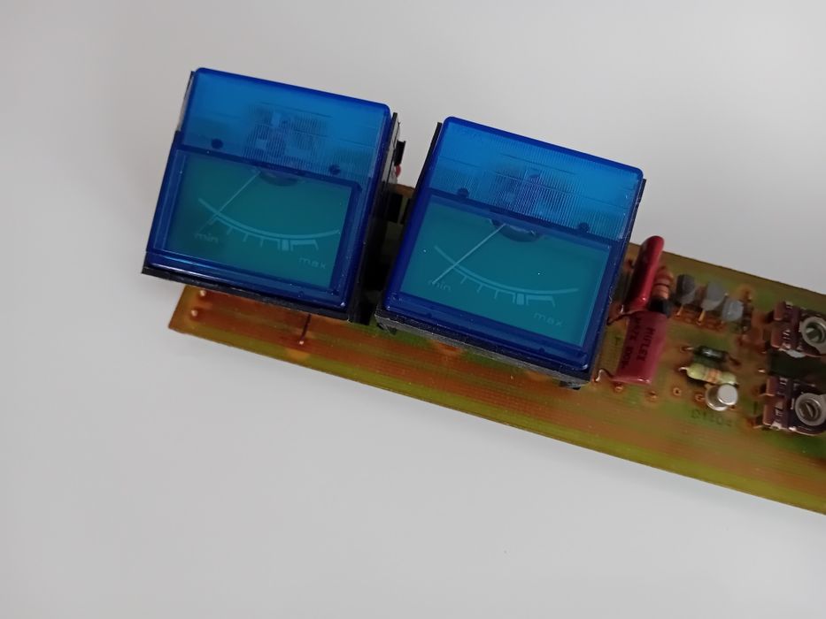 Zestaw wskaźników Varia 8/80 Unitra Radmor