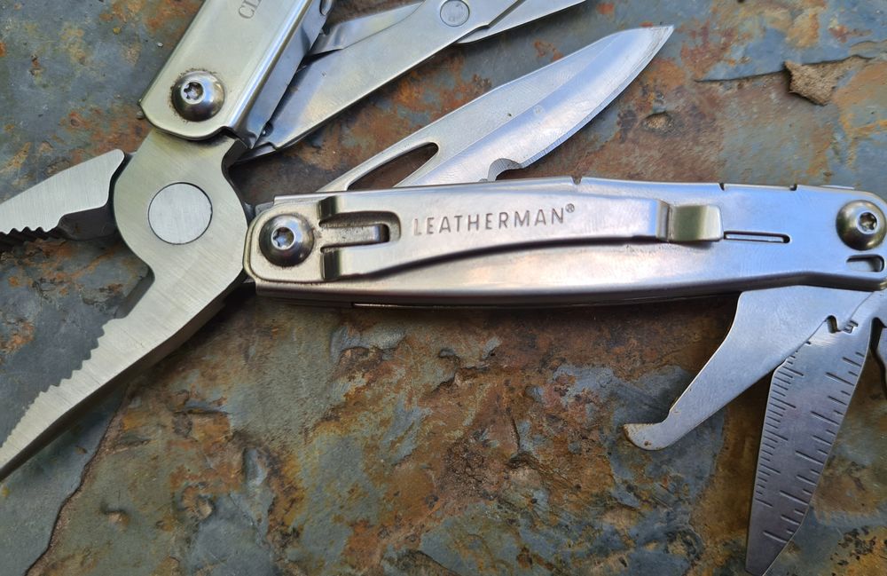 LEATHERMAN Wingman Multitool