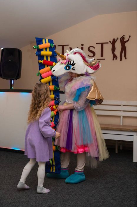 Аніматори на дитячі свята | Герої, квести, ростові ляльки