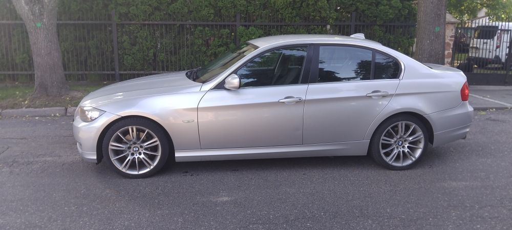 Bmw e90 325ix 2009